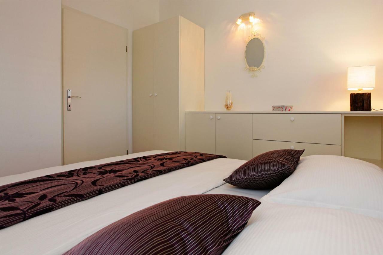 Superb Penthouse Luna Apartment Bol Bagian luar foto