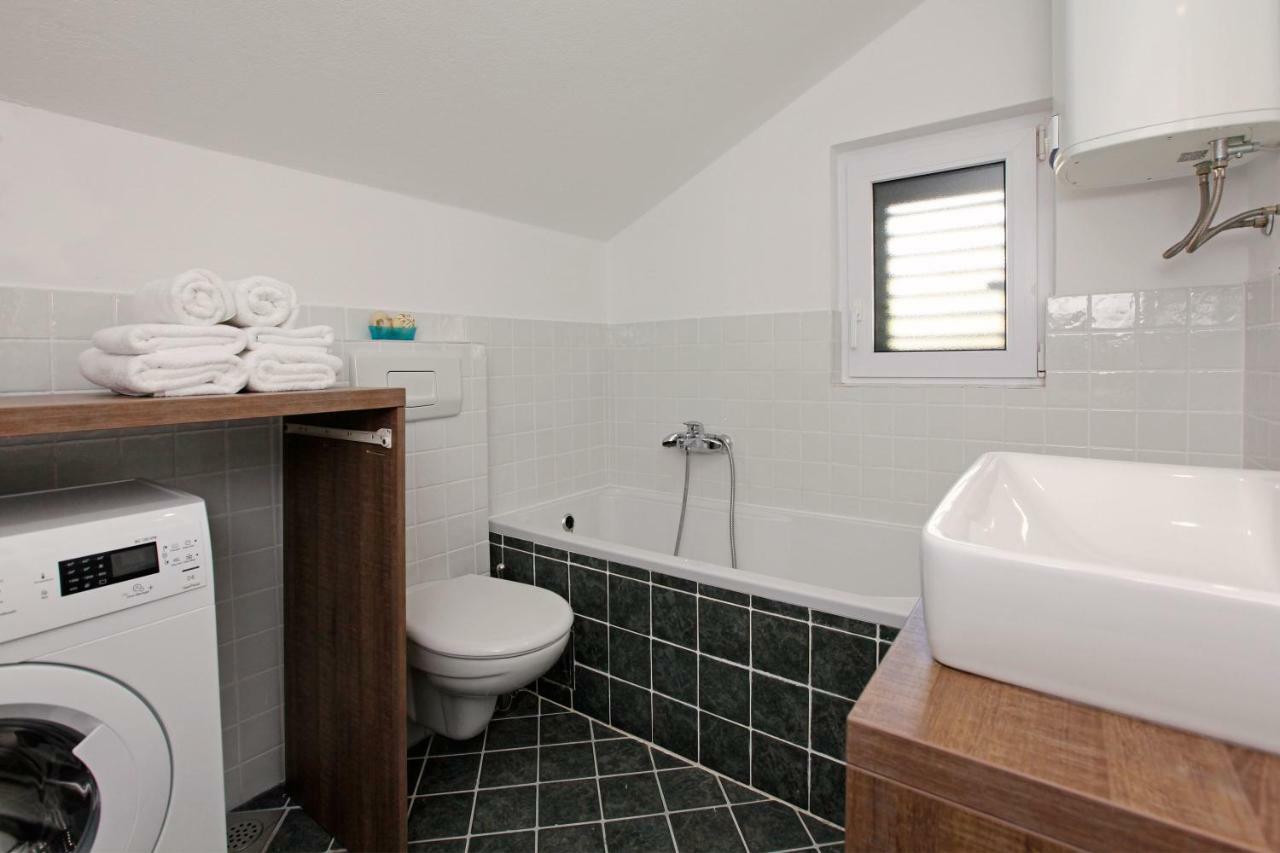 Superb Penthouse Luna Apartment Bol Bagian luar foto